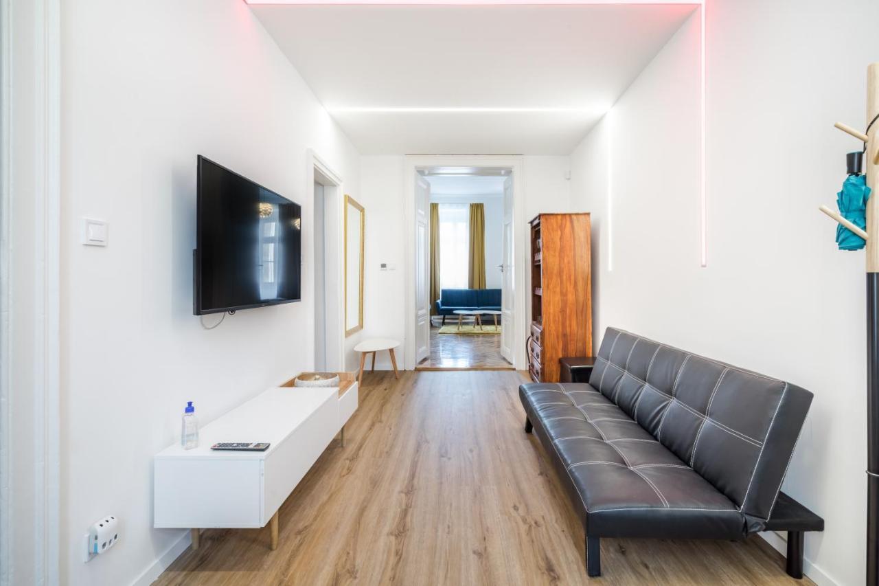 Bpr Stylish Vagabond Apartment With Ac Будапеща Екстериор снимка