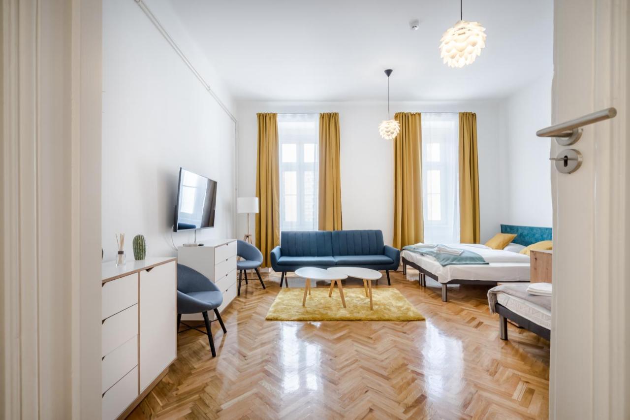 Bpr Stylish Vagabond Apartment With Ac Будапеща Екстериор снимка