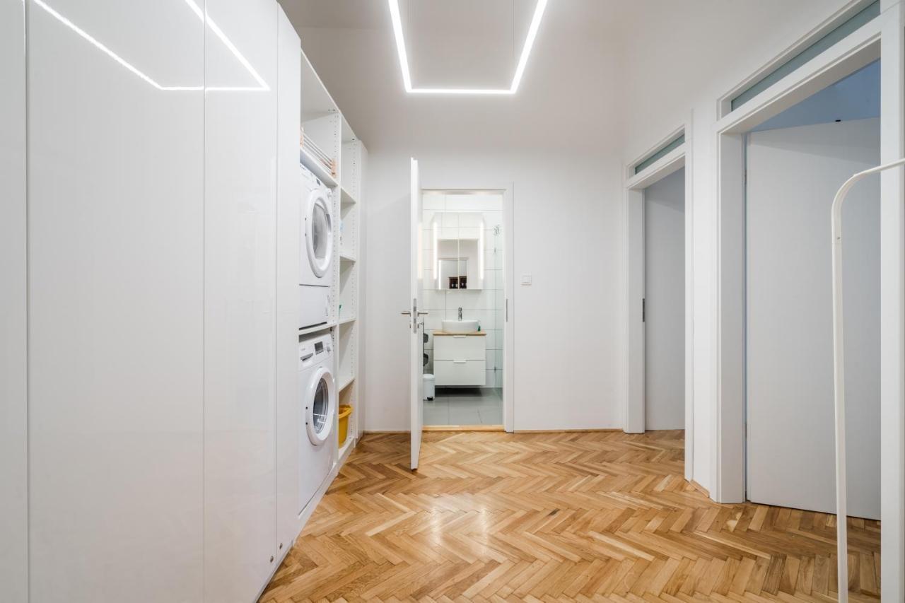 Bpr Stylish Vagabond Apartment With Ac Будапеща Екстериор снимка